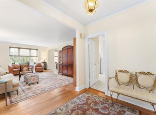 7 Midland Gdns APT 4M, Bronxville, NY 10708