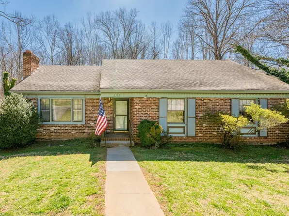 2312 Glencove Pl, Lynchburg, VA 24503