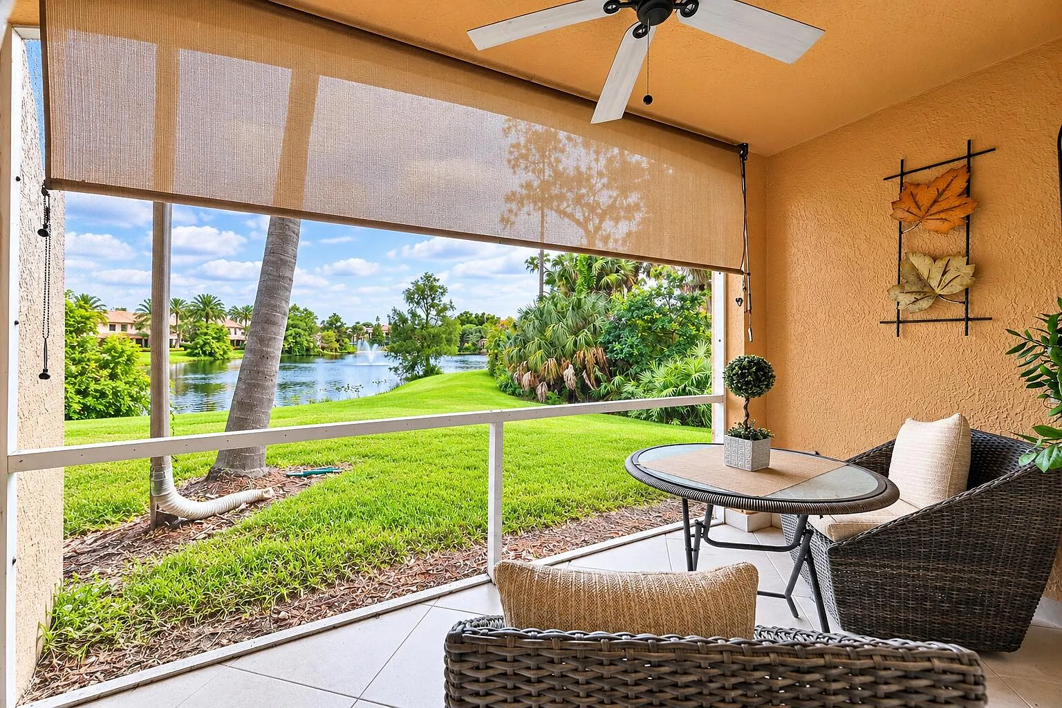3 bed, 2.0 bath, 1256 sqft, $2,500 — Photo 3