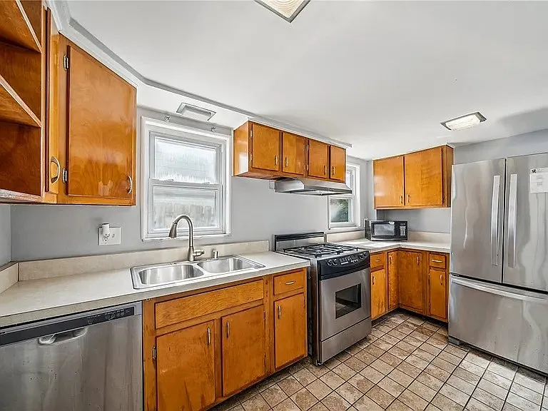 2 bed, 1082 sqft, $1,400 — Photo 3
