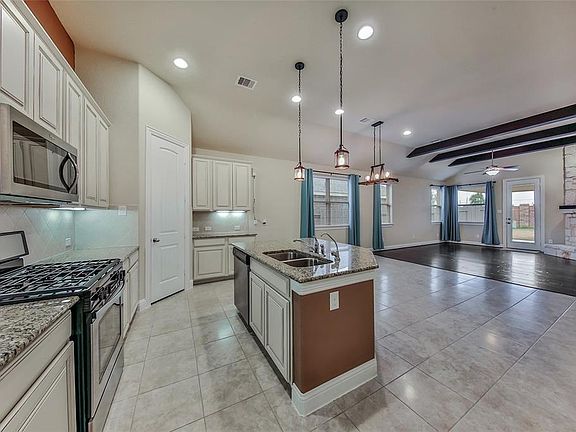 5th image of 20319 Aspen Manor Ln