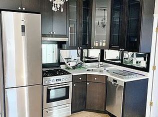 24-19 19th St #2DD, Astoria, NY 11102