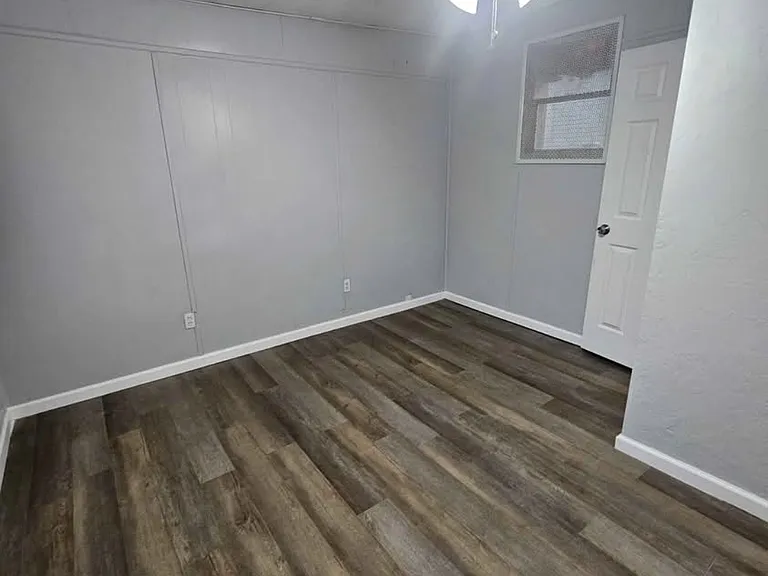 1729 NW Cherry Ave — Photo 8