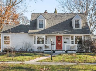 447 N Park Ave, Lombard, IL 60148