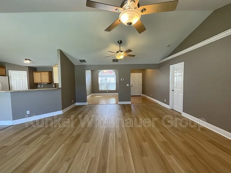 714 Wheatfield Rd — Photo 4