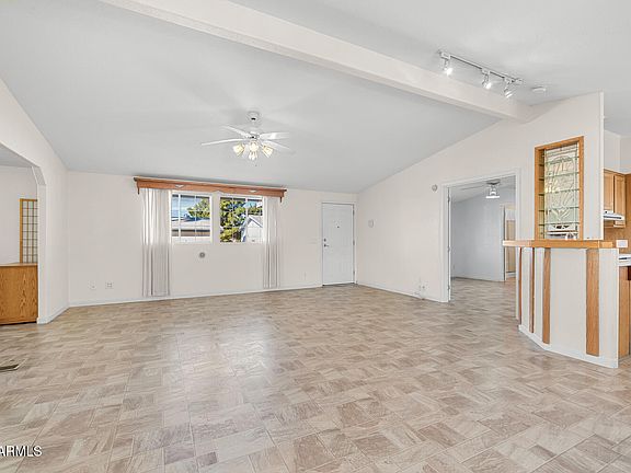 4th image of 17200 W BELL Road #2251