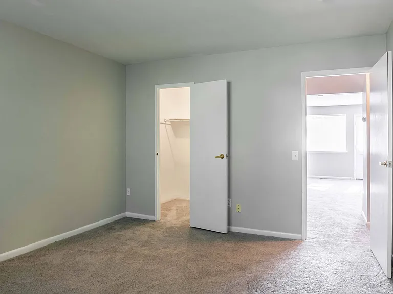 Chalet Village Townhomes — Photo 5