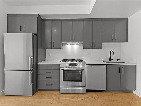 3rd image of 3400 W Sunset Blvd #301