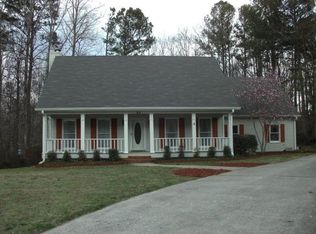 24 Heather Ln, Villa Rica, GA 30180