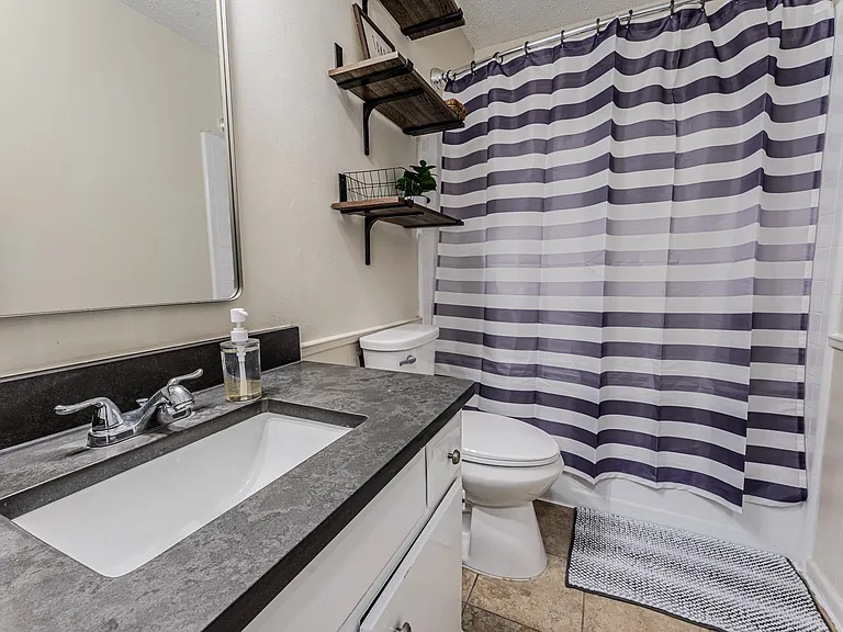 6915 Forest Mdw — Photo 18