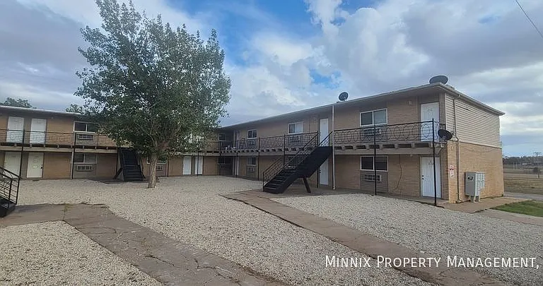711 S Austin Ave #205 — Photo 2