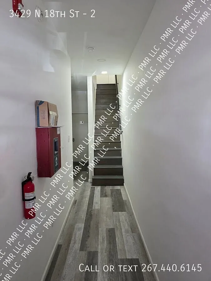 Renovated Studio — Photo 3