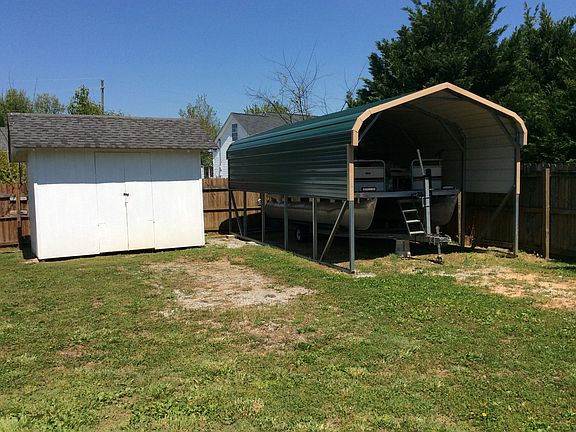 Shed and covered carport