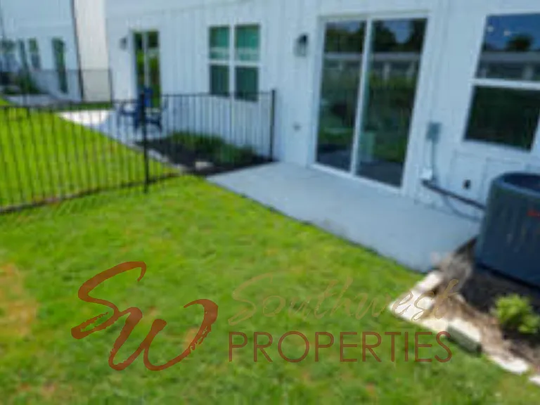 513 Galt Dr — Photo 17