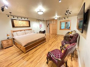 114 Granite St Suite 2, Ashland, OR 97520