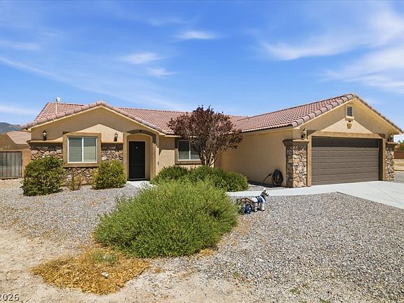2nd image of 6711 Greenbriar Ct