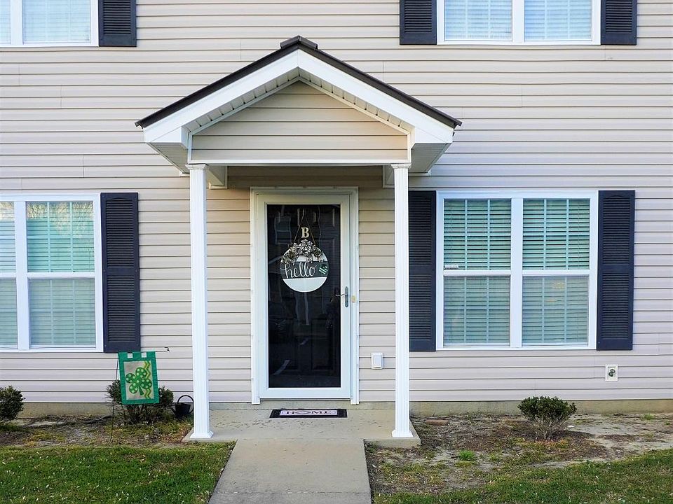 1st image of 100 Chandler Dr APT B