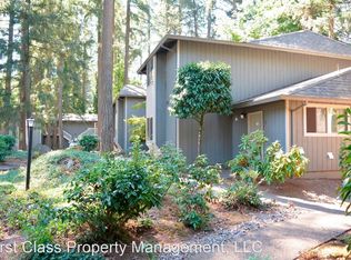 4628 Oakridge Rd #4, Lake Oswego, OR 97035