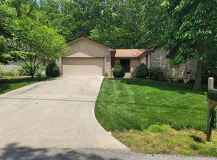104 Lakeside Dr, Fairfield Glade, TN 38558