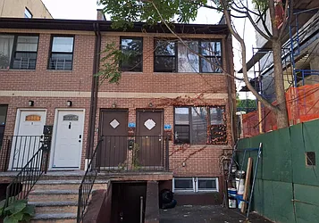 440 Blake Avenue, #440