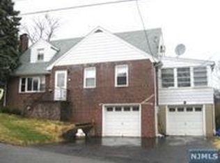 425 Kipp St, Teaneck, NJ 07666