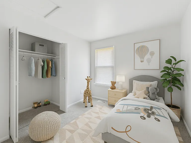 Gateway Airport Townhomes — Photo 3