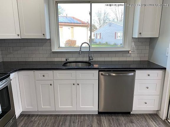 5th image of 13 Longwood Dr #72