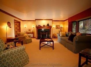 451 Sky View Ridge Dr, Lake Arrowhead, CA 92352
