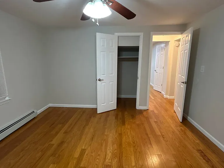 37B Hawthorne Dr #1 — Photo 11
