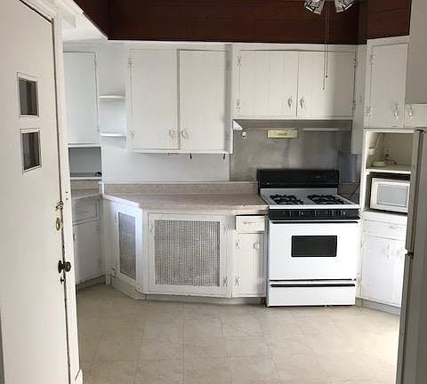 4th image of 134 S Kenilworth Ave APT 1E