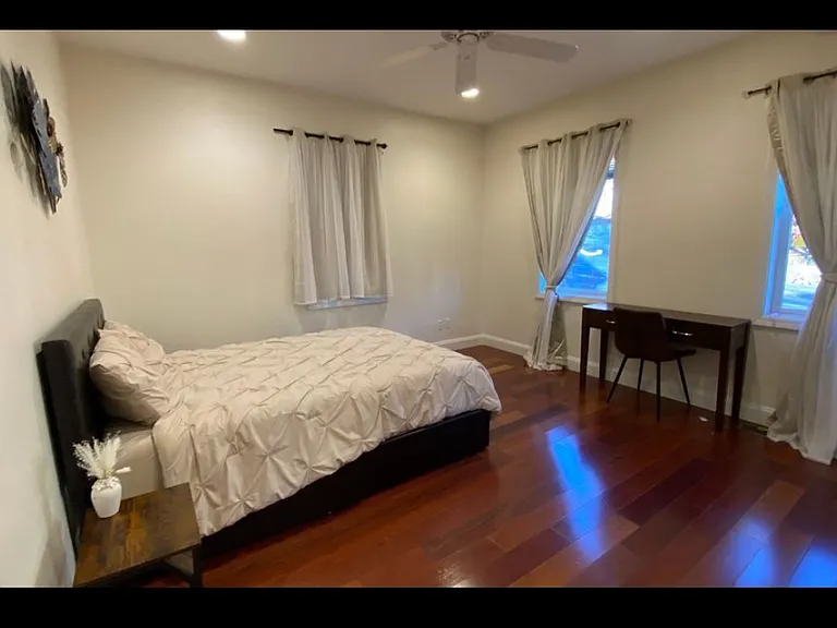 412 Hope St #1 — Photo 9