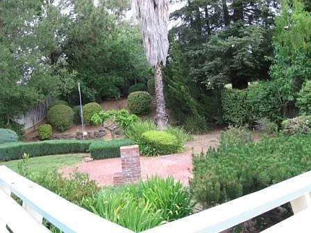 Saint Matthew Way, Los Altos — Photo 4