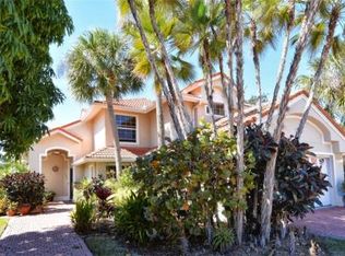 5807 Fairwoods Cir, Sarasota, FL 34243