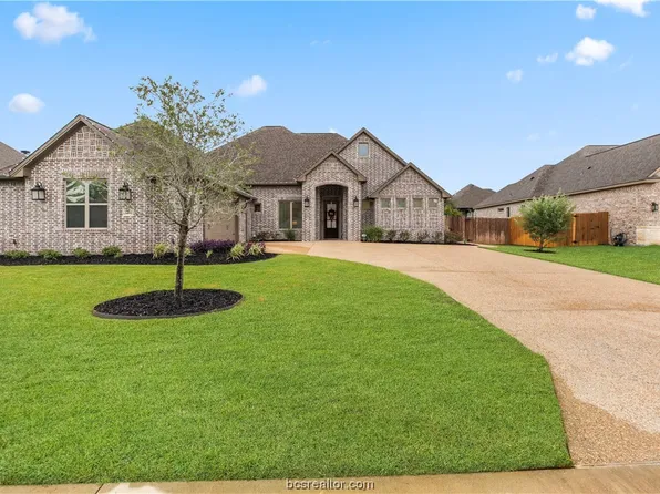 3210 Rose Hill Ln, Bryan, TX 77808