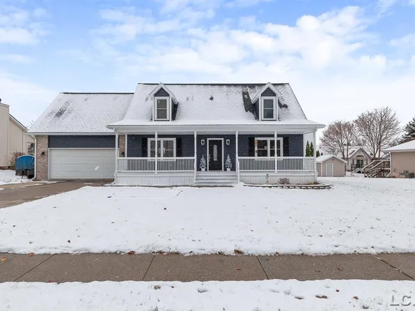 414 W Caneel Dr, Tecumseh, MI 49286