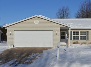 180 5th Ave NE, Plainview, MN 55964