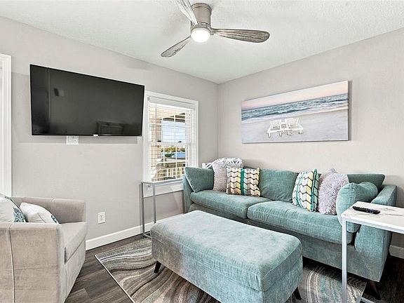 5th image of 5023 STARFISH DRIVE SE #E