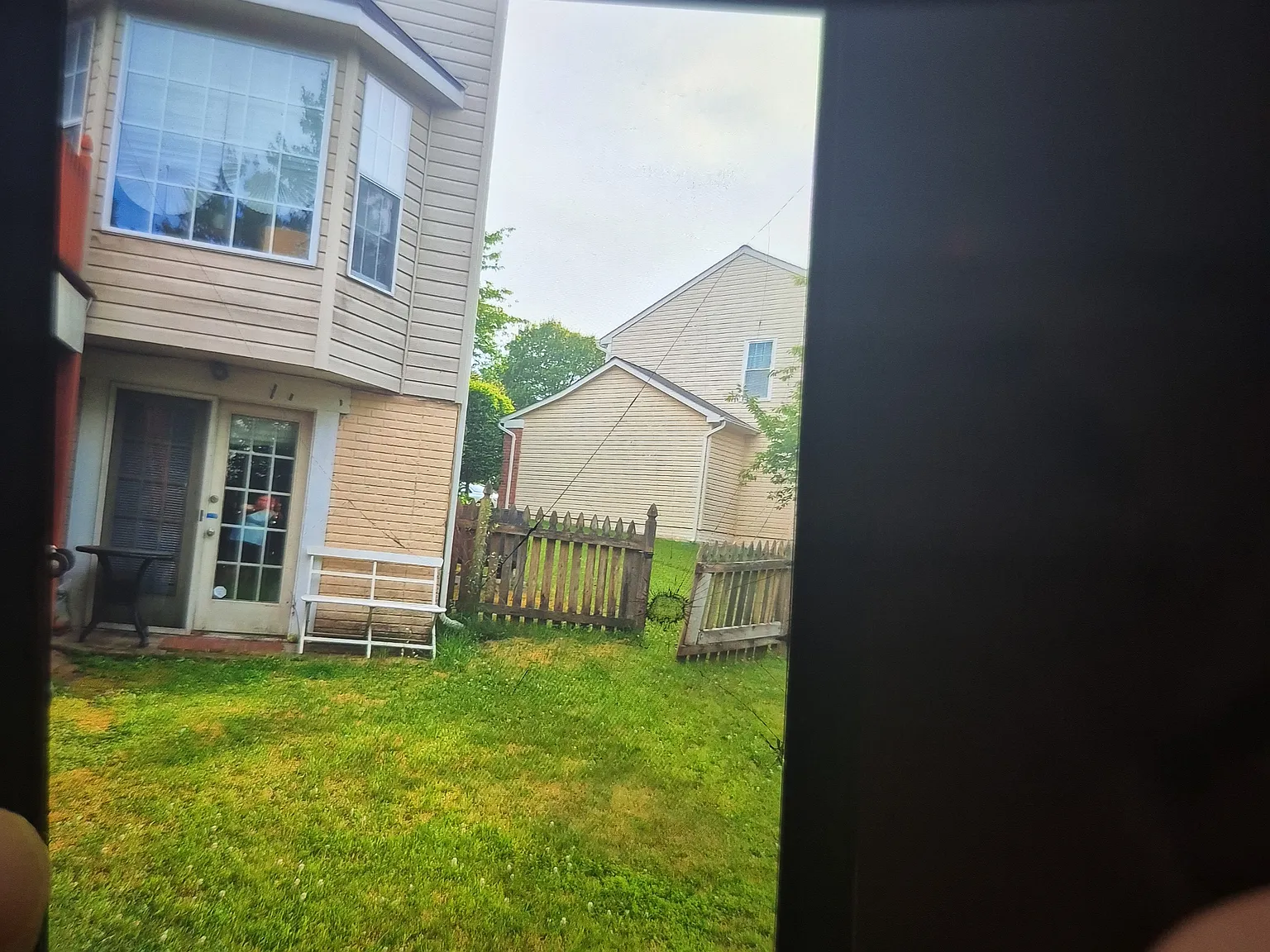 1 bed, 2426 sqft, $1,300 — Photo 2
