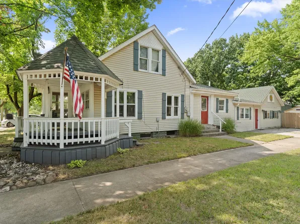 1123 Cass St, Niles, MI 49120