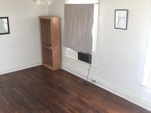 4th image of 1119 N Laurel St APT 1