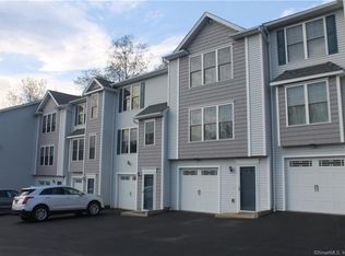 132 Taft Point UNIT 4, Waterbury, CT 06708