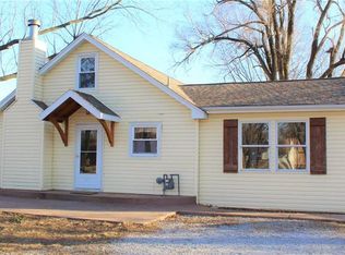 1929 Barford Rd, Liberty, MO 64068