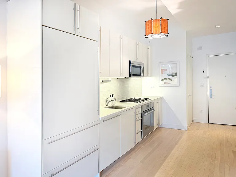 650 6th Ave #5J — Photo 8