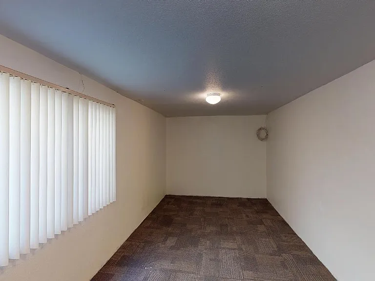 8805 Claystone Ct — Photo 20