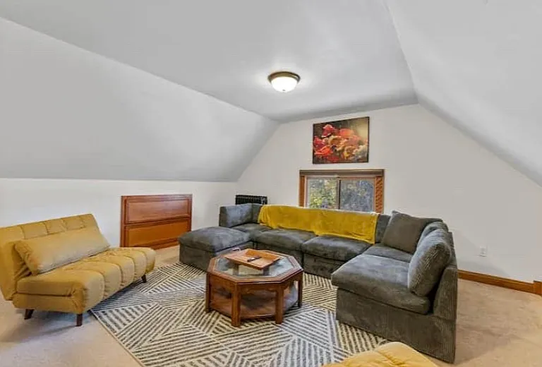2822 N Shepard Ave #UPPER — Photo 14