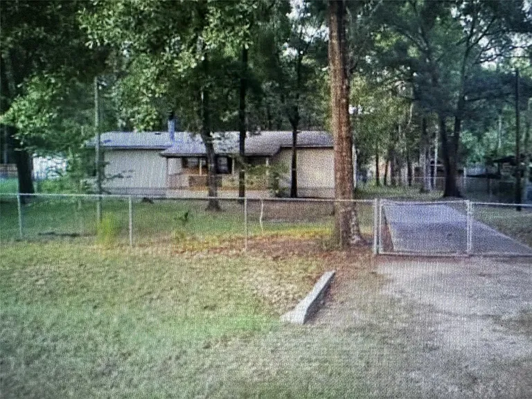 27418 Lily Ct — Photo 1