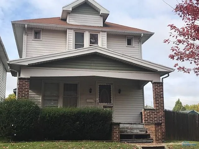 228 Plymouth St photo 1
