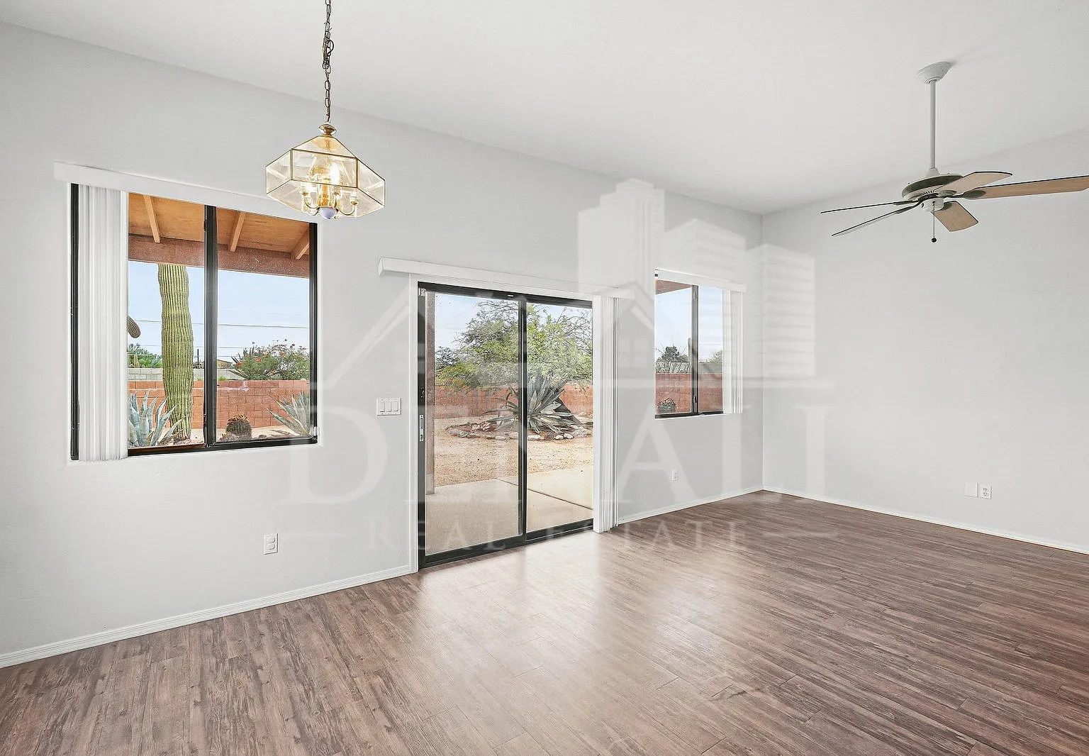 3 bed, 2.0 bath, 1729 sqft, $1,995 — Photo 4