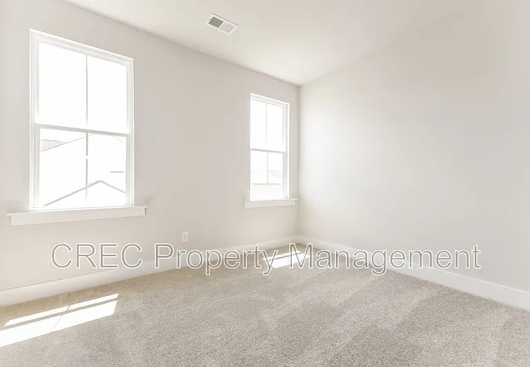 1205 Carnes Blvd — Photo 10