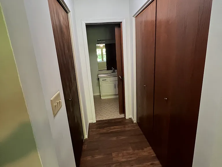 626 Plainfield Ct — Photo 10